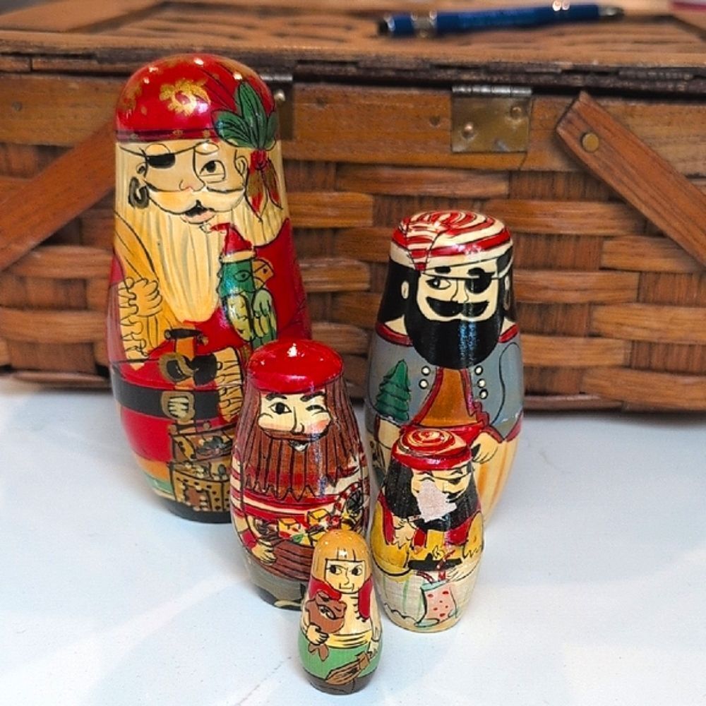 Colorful Pirate Santa Nesting Dolls Folk Art Set of 5 Vintage